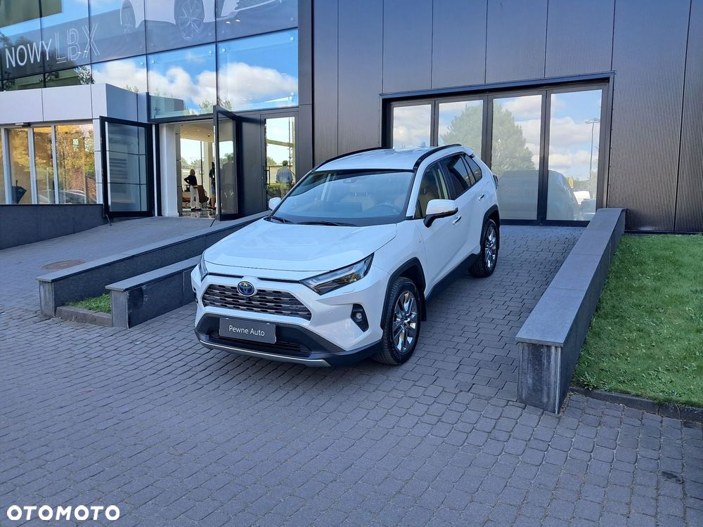 Toyota RAV4 - 1