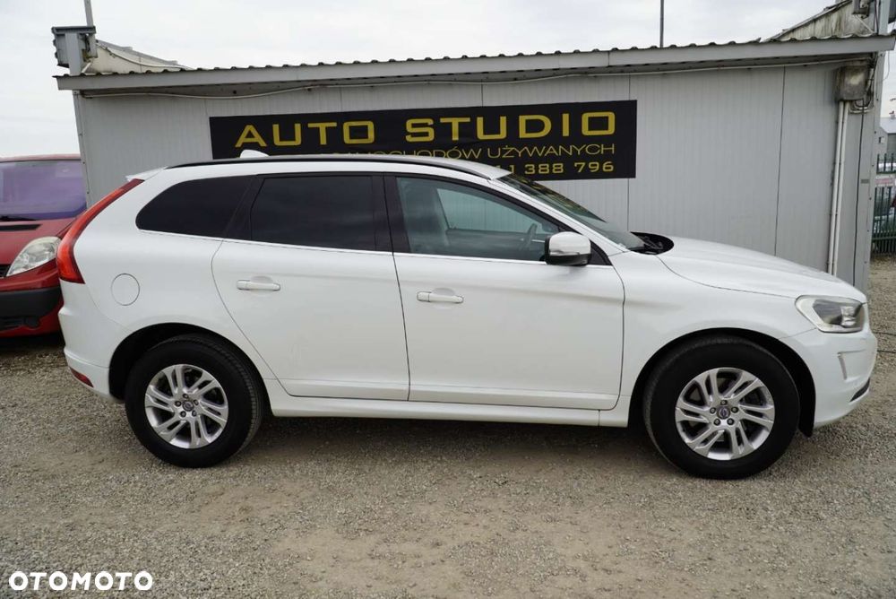 Volvo XC 60 D4 Geartronic Kinetic - 35