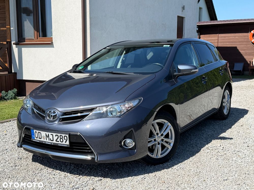 Toyota Auris 1.6 MultiMode Executive - 2