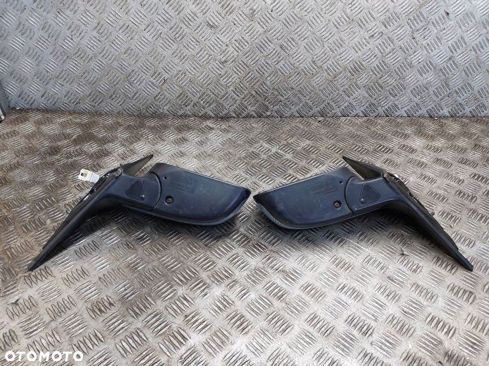 LUSTERKO LEWE + PRAWE ELEKTRYCZNE MAZDA 3 I BK LIFT 33Y 5 PIN EU - 4