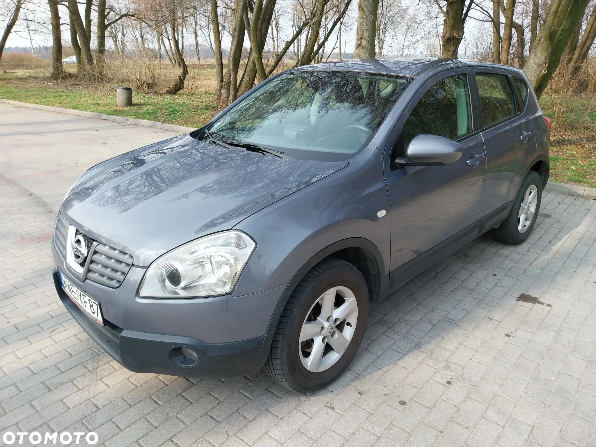 Nissan Qashqai 2.0 dCi DPF tekna - 1