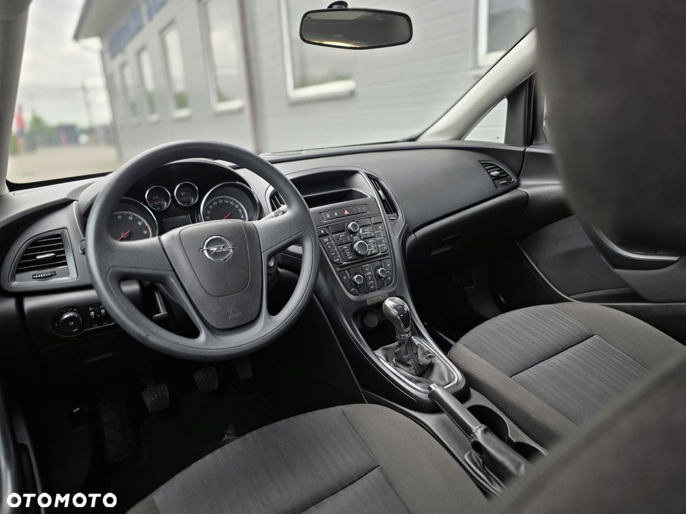 Opel Astra 1.4 Essentia - 18
