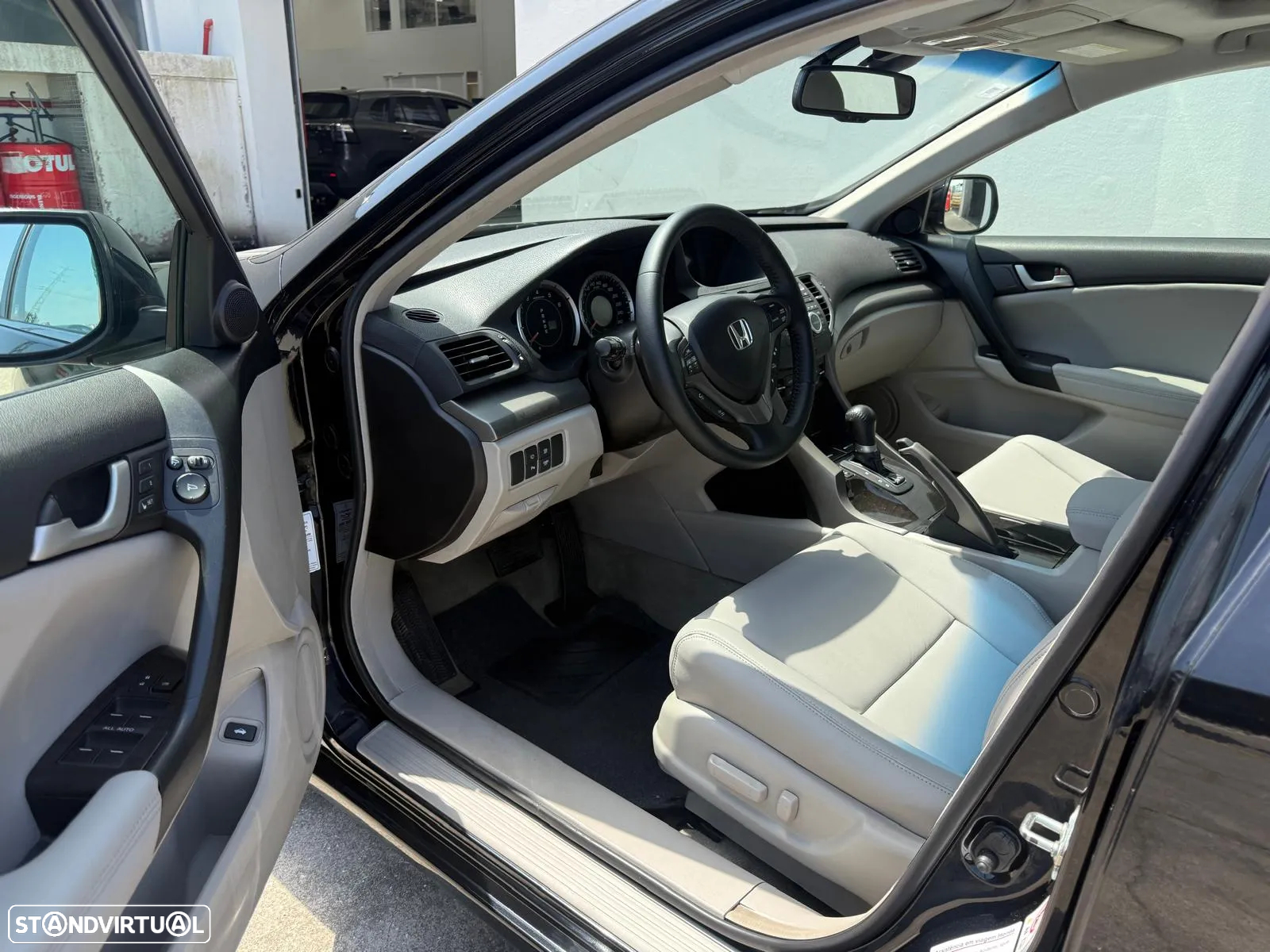 Honda Accord 2.2 i-DTEC Executive Top Automatic - 10