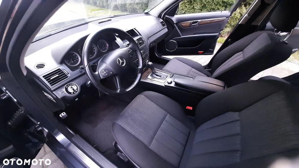 Mercedes-Benz Klasa C 200 Kompressor Elegance - 27