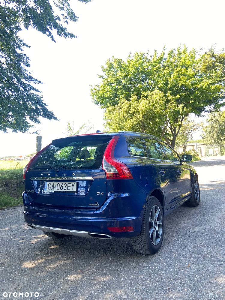 Volvo XC 60 D4 Drive-E Ocean Race - 15