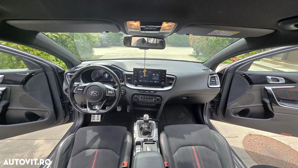Kia Pro Ceed 1.6 T-GDI GT - 10