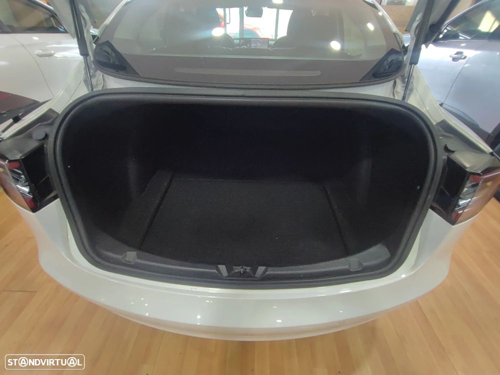 Tesla Model 3 Standard Range Plus RWD - 39