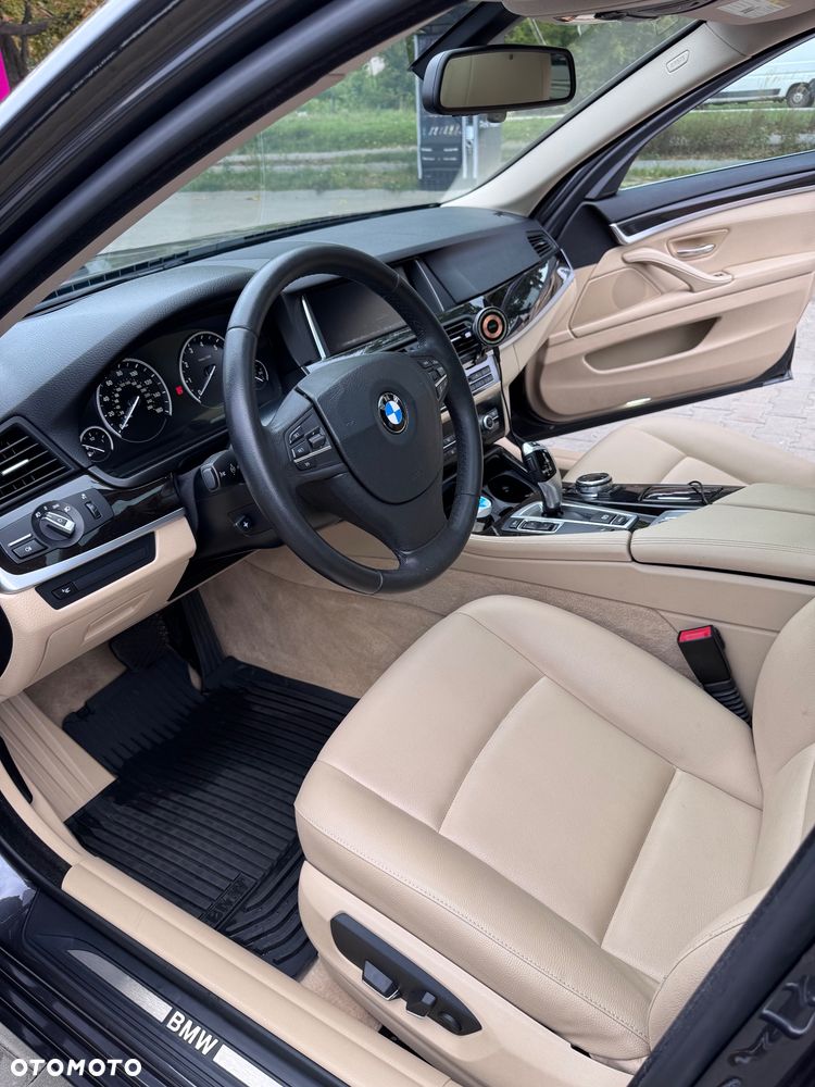BMW Seria 5 528i - 6