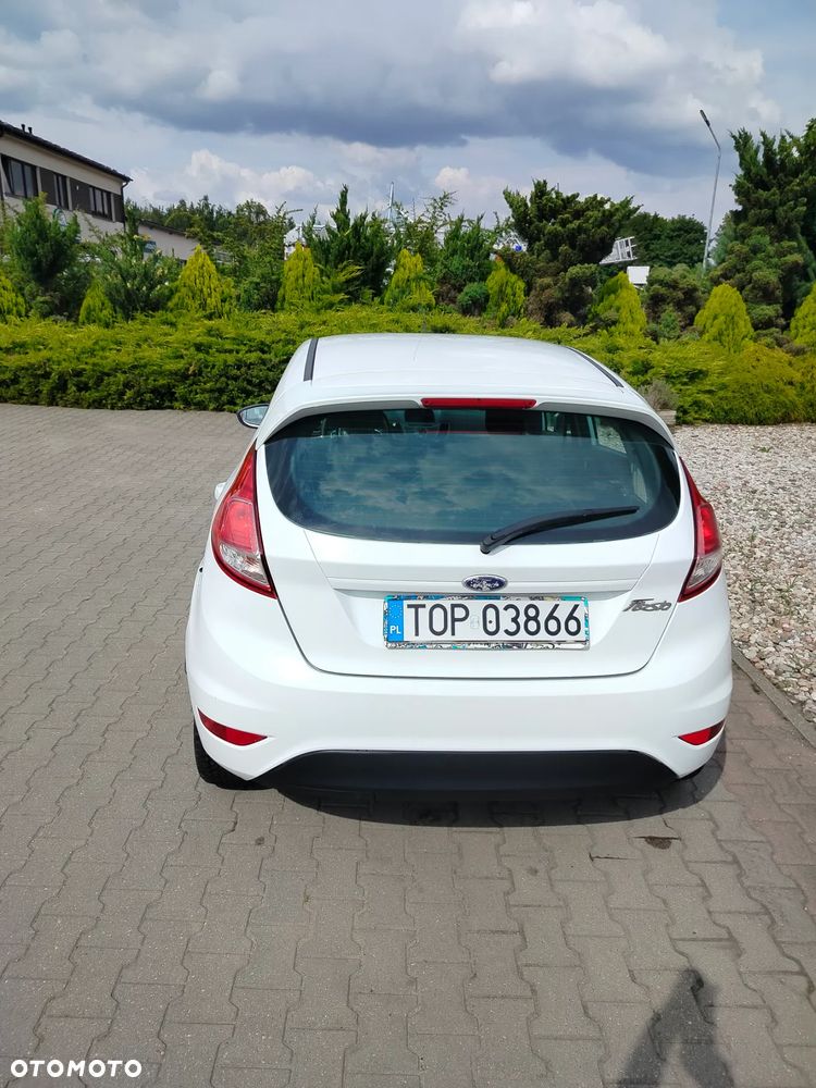Ford Fiesta 1.5 TDCi Ambiente - 4