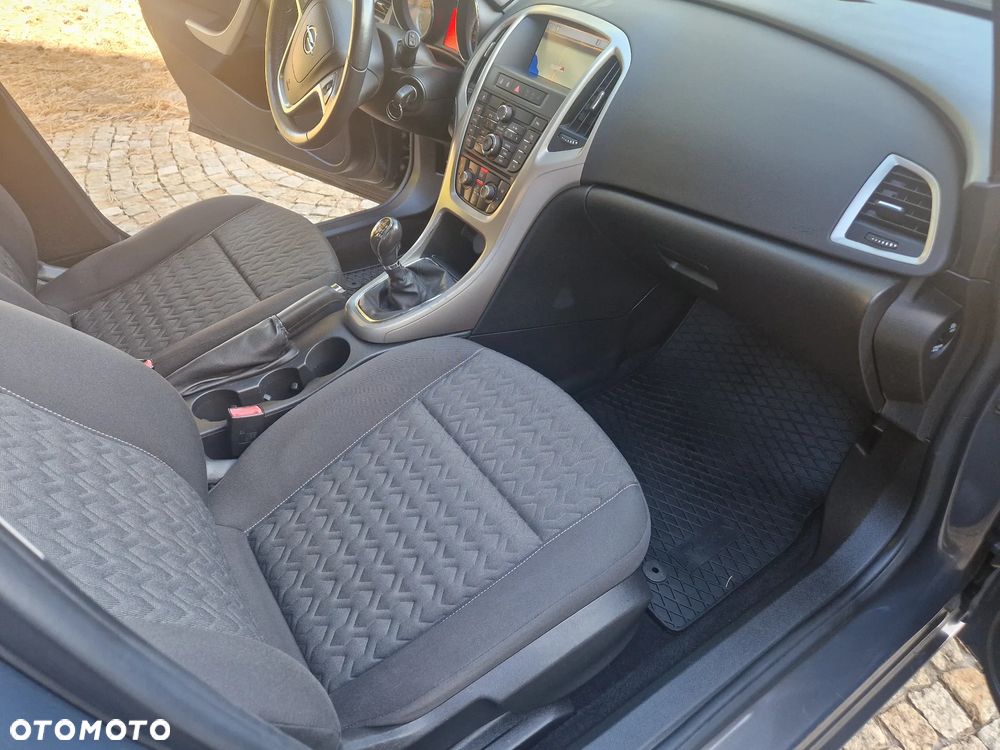 Opel Astra - 19