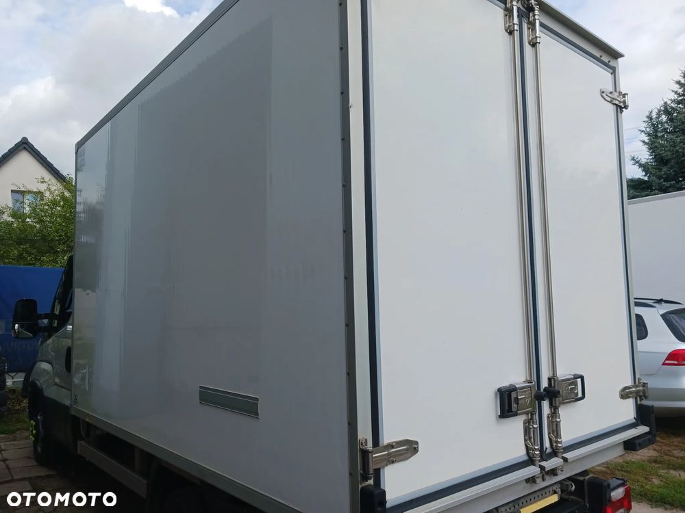 Iveco Daily 2020 kontener izoterma chłodnia mroźnia agregat zabudowa - 7