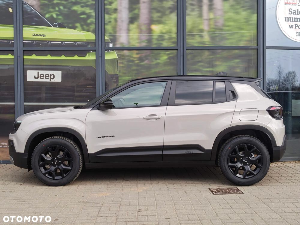 Jeep Avenger 1.2 T3 mHEV Black Edition FWD eDCT6 - 4