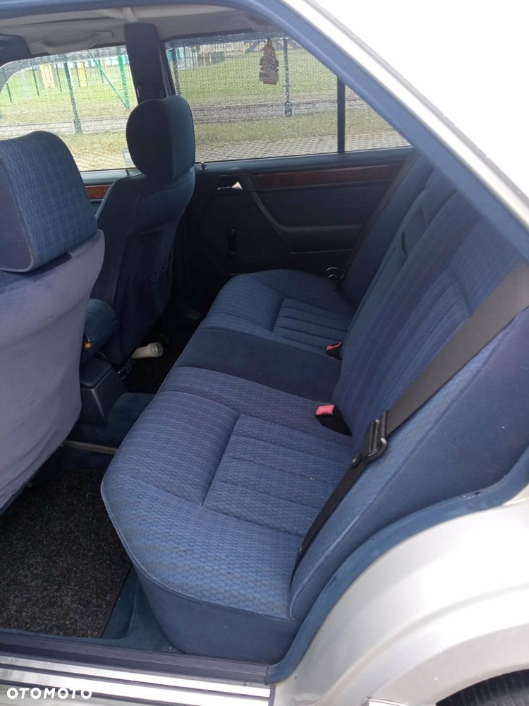 Mercedes-Benz W124 (1984-1993) - 6