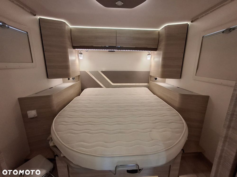 Rapido 8096dF S80 Ultimate Line Kamper 5 Osób Wersja Zimowa Podwójna Podłoga Klasa Premium Bogaty Oświetlenie Ambiente Euro 6 Felgi Aluminiowe - 20