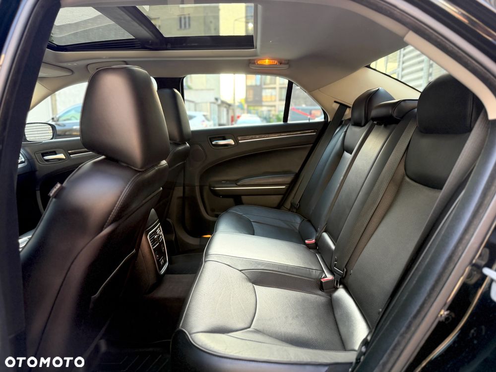 Chrysler 300 - 14