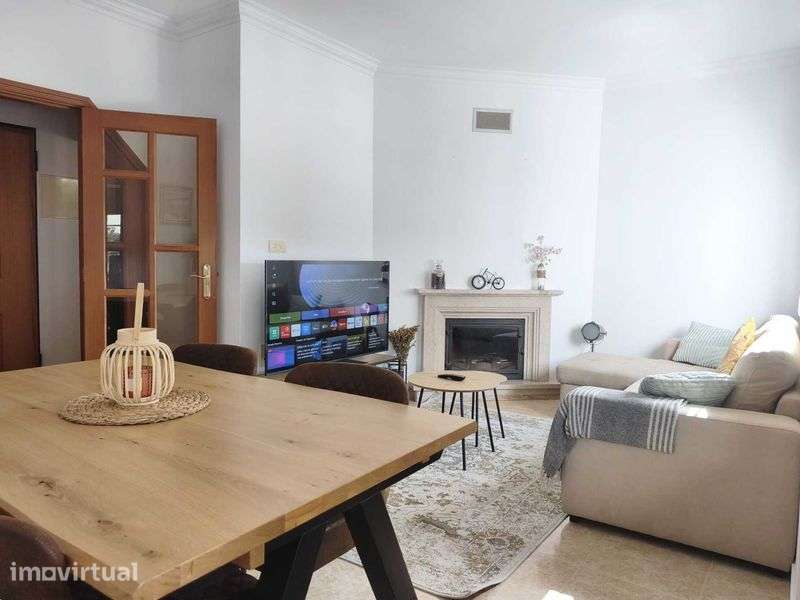 Apartamento Mobilado e Equipado - zona do Seixal - Grande imagem: 2/12