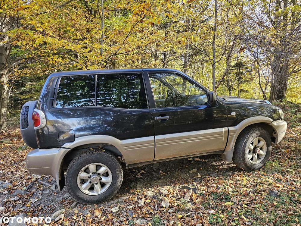 Nissan Terrano 2.7 TDi Comfort - 4