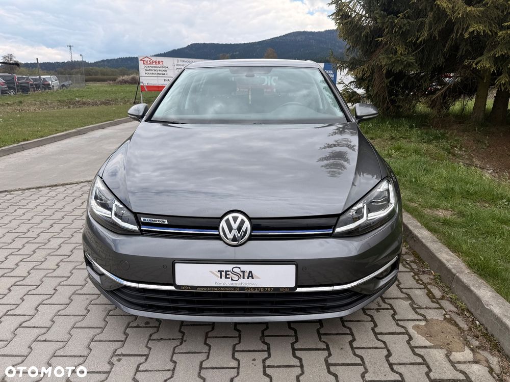 Volkswagen Golf - 2