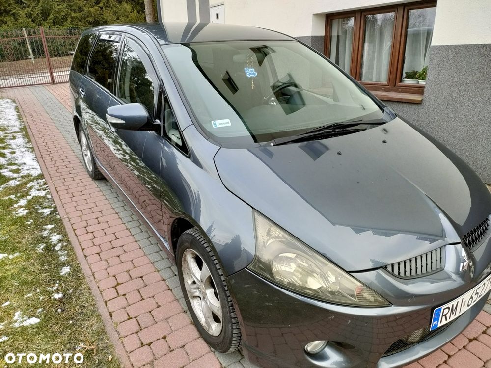 Mitsubishi Grandis - 3