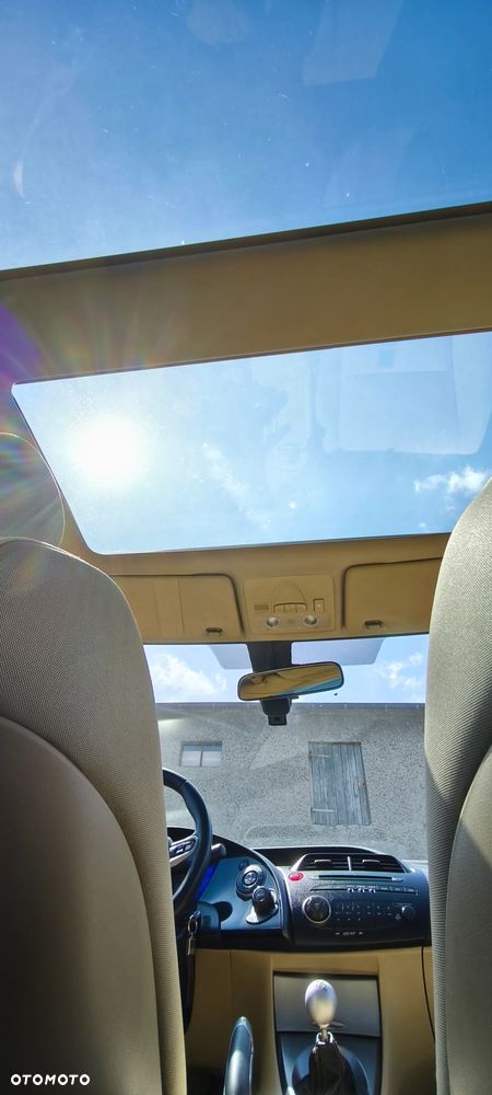 Honda Civic 1.8 Executive - 17