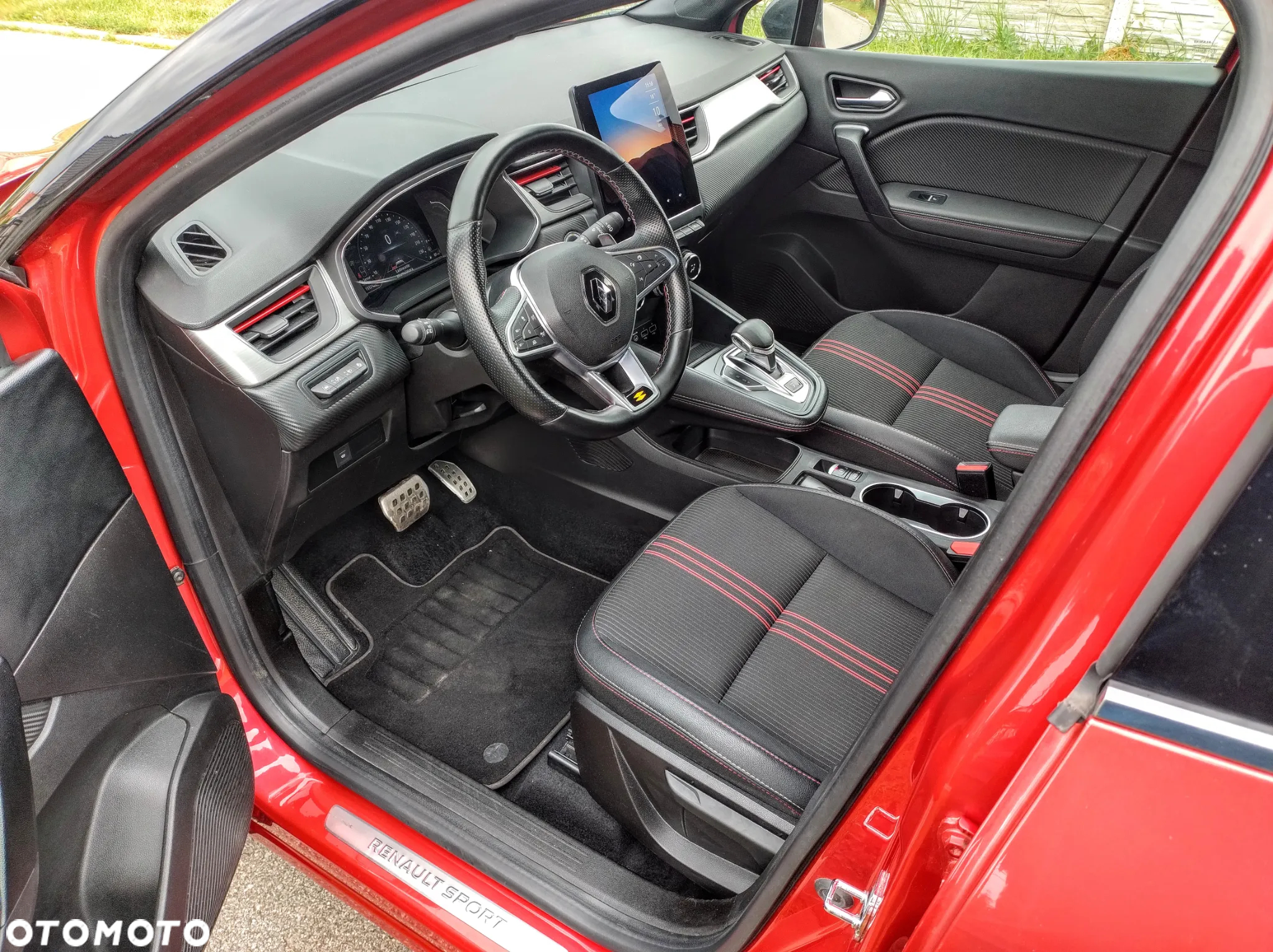 Renault Captur TCe Mild Hybrid 160 EDC GPF R.S LINE - 32