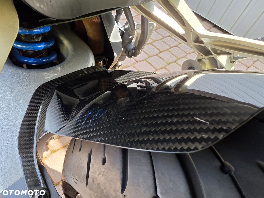 Honda VFR - 32