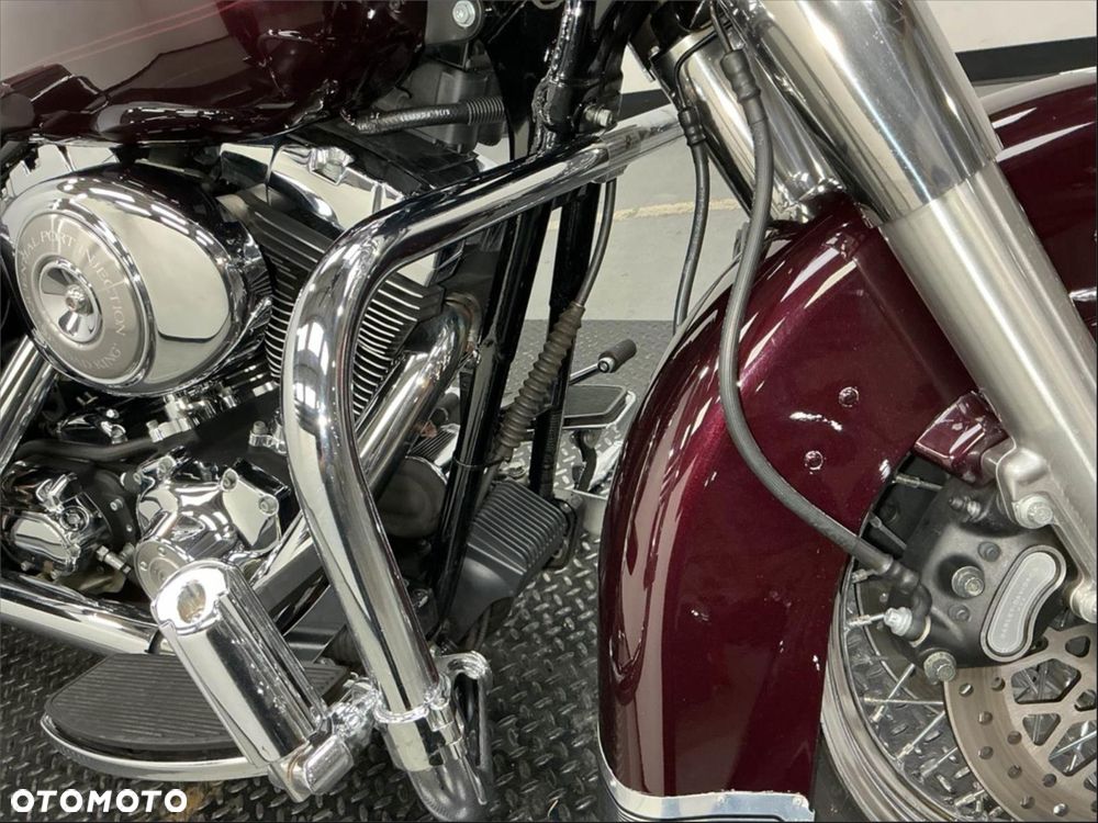 Harley-Davidson Touring Road King - 10
