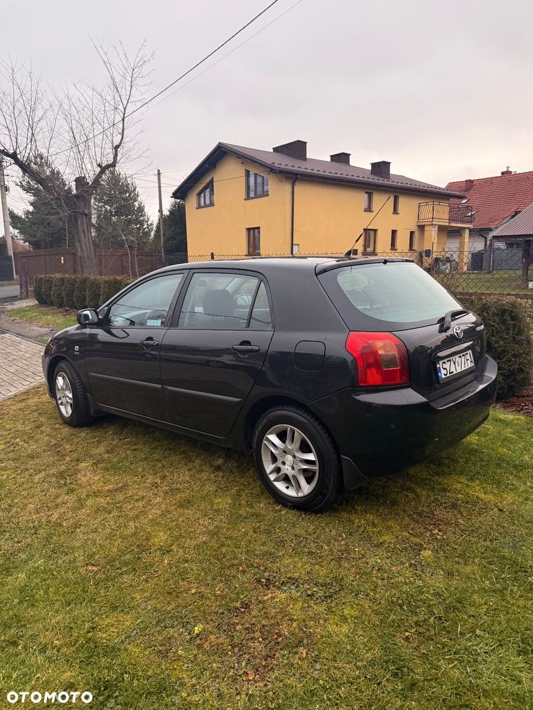 Toyota Corolla 1.6 VVT-i Terra - 2