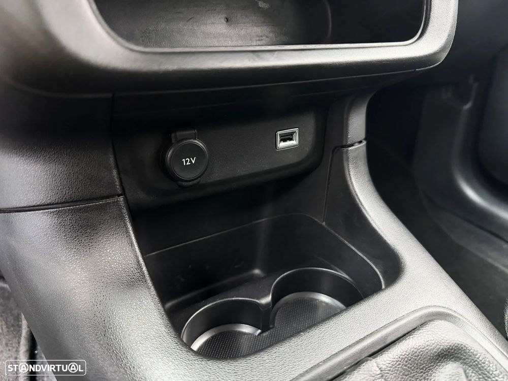 Citroën C3 1.2 PureTech Shine - 21
