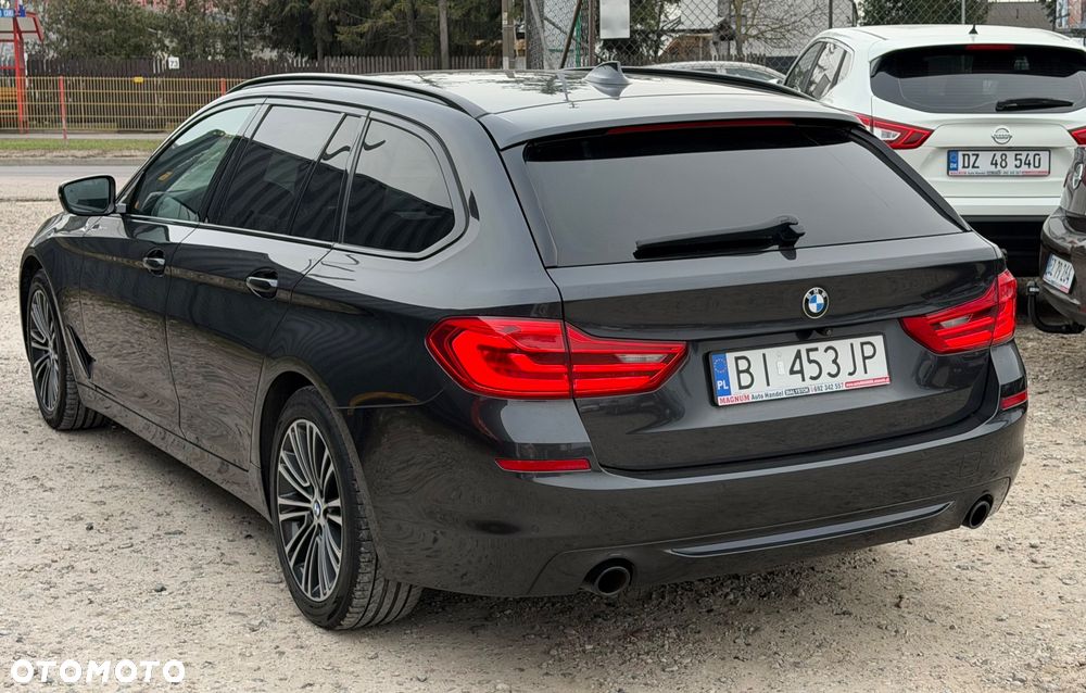 BMW Seria 5 520d M Sport Edition - 32