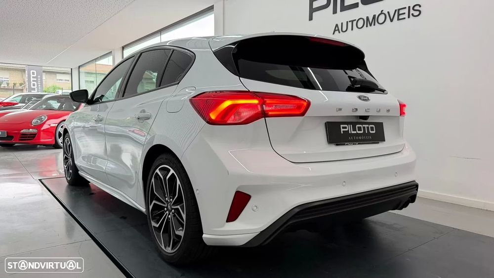 Ford Focus 1.0 EcoBoost S&S ST-LINE STYLE - 7