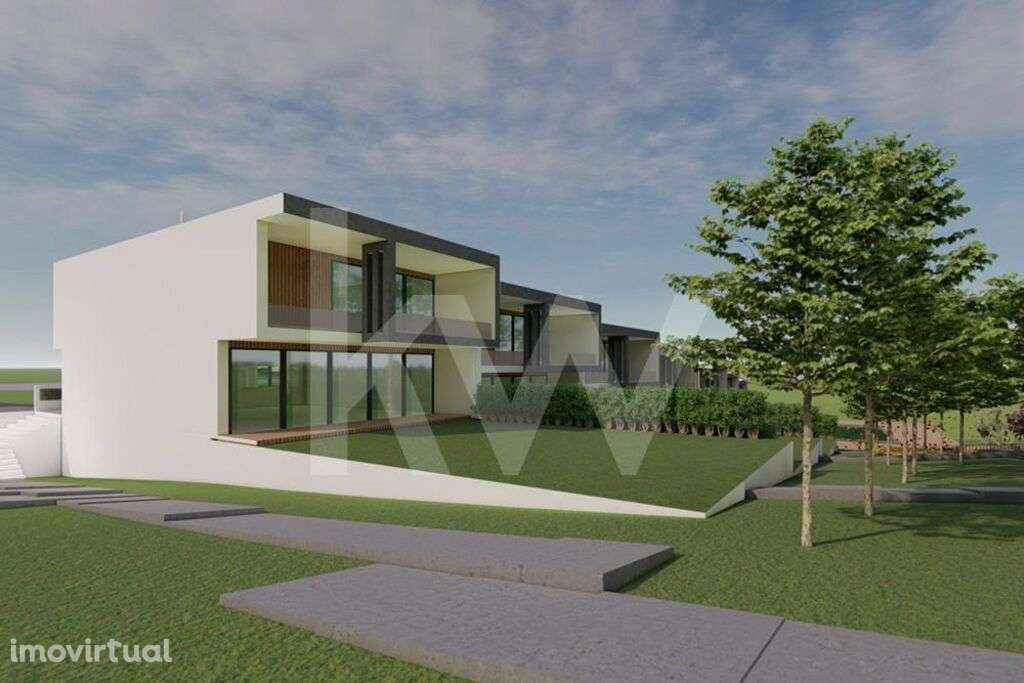 TERRENO COM PROJECTO APROVADO PARA CONSTRUÇÃO DE 7 MORADIAS - Grande imagem: 2/15