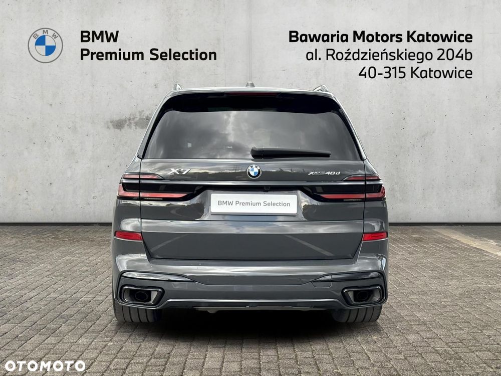BMW X7 - 12