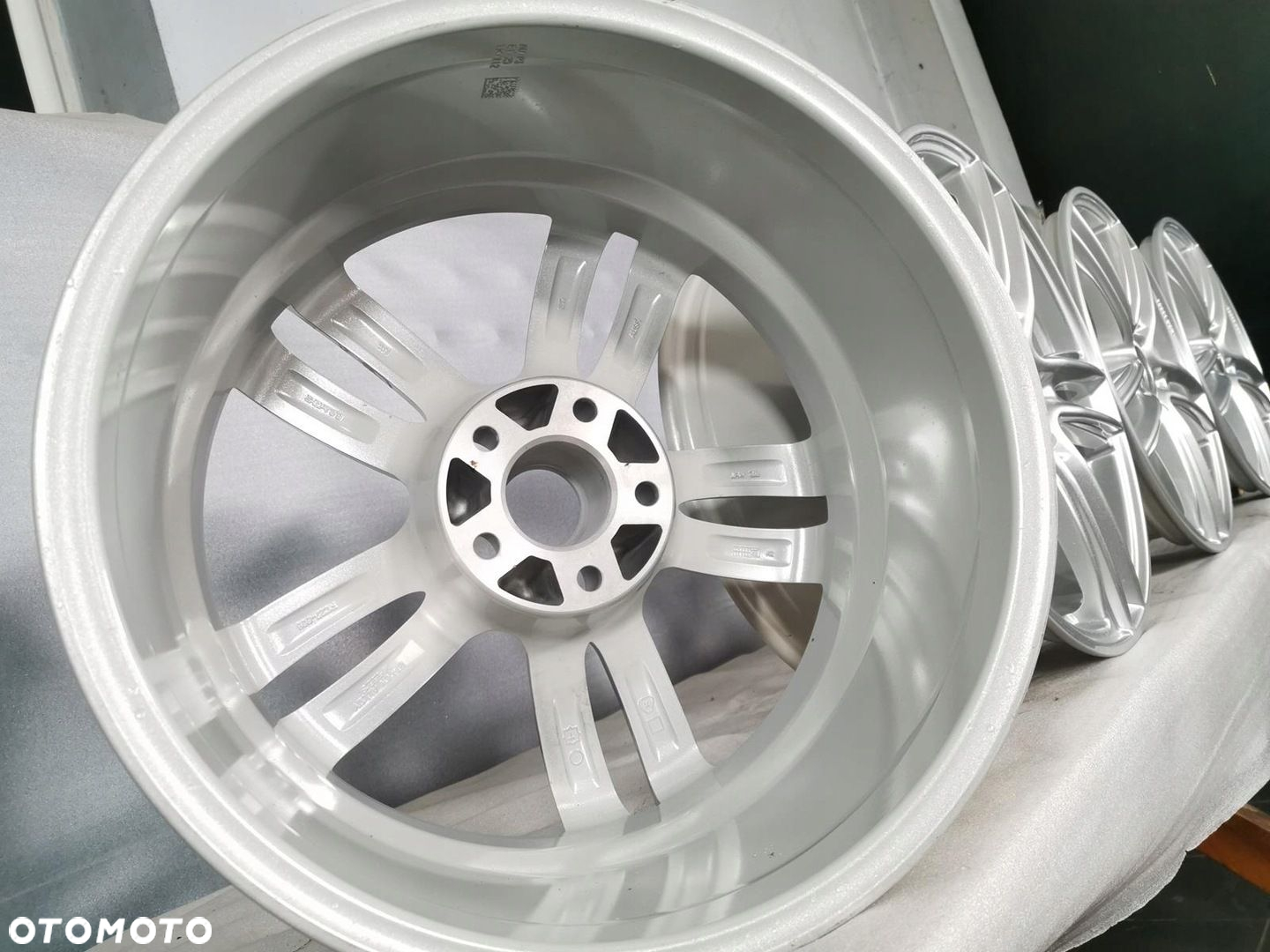 felgi 18 5x112 mercedes W220 W221 W222 W223 SL GL GLA W253 GLB GLE GLS GLK - 7