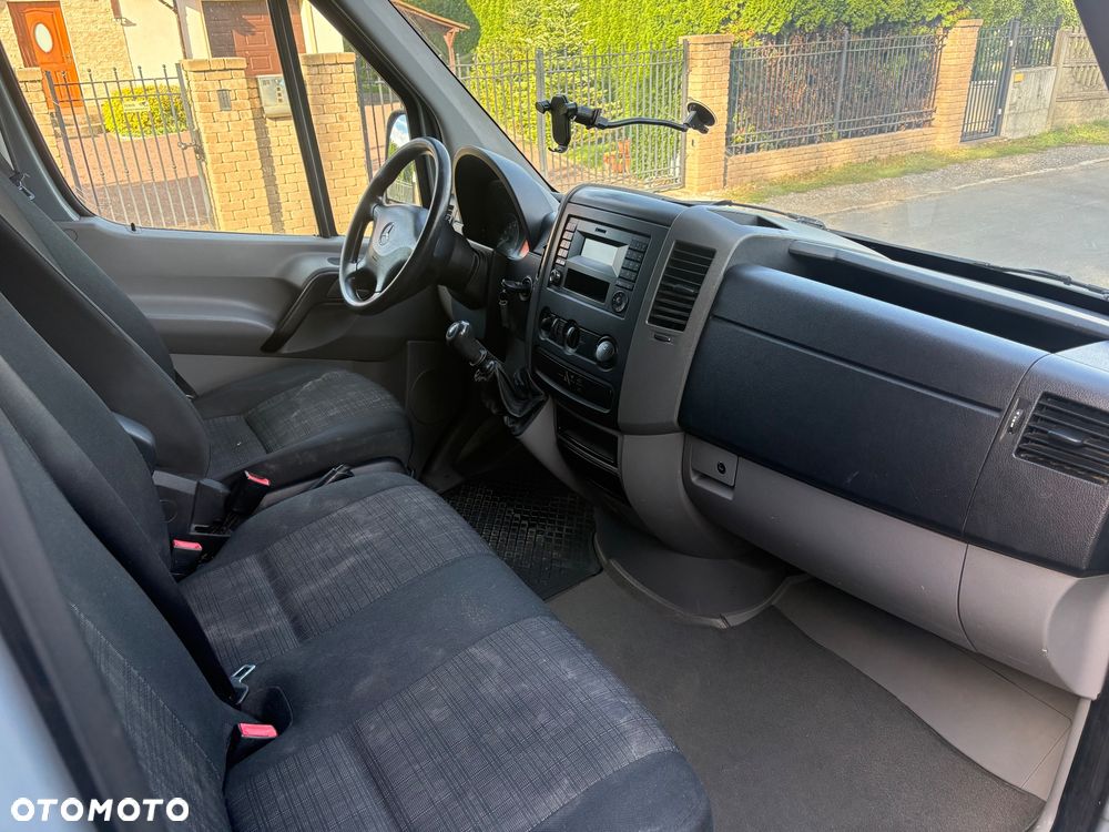 Mercedes-Benz Sprinter - 7