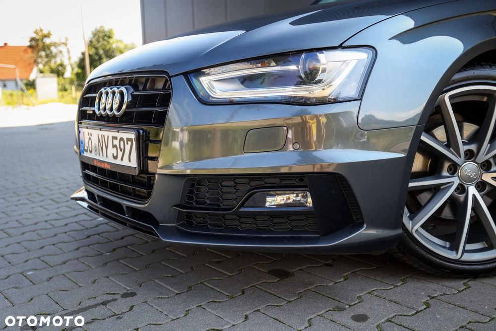 Audi A4 - 4