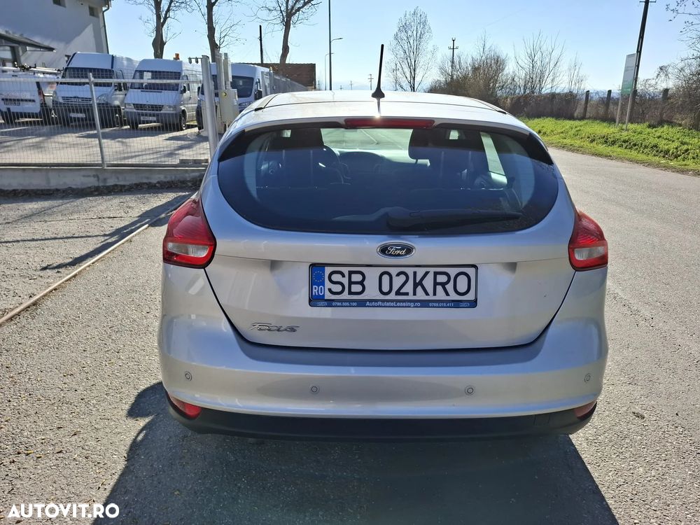 Ford Focus - 6