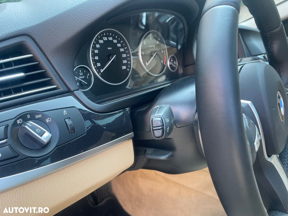BMW Seria 5 520d Aut. Luxury Line - 17