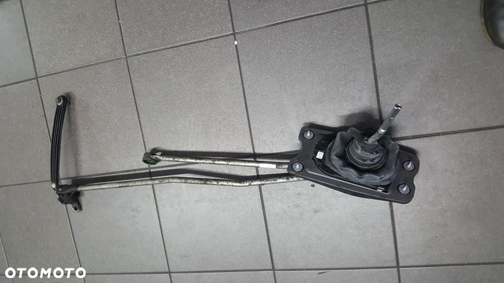 Wybierak Lewarek SKRZYNI 8K0711271D Audi A4 B8 - 1