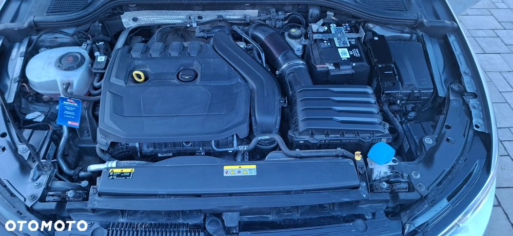 Volkswagen Golf 1.5 TSI EVO Life - 26