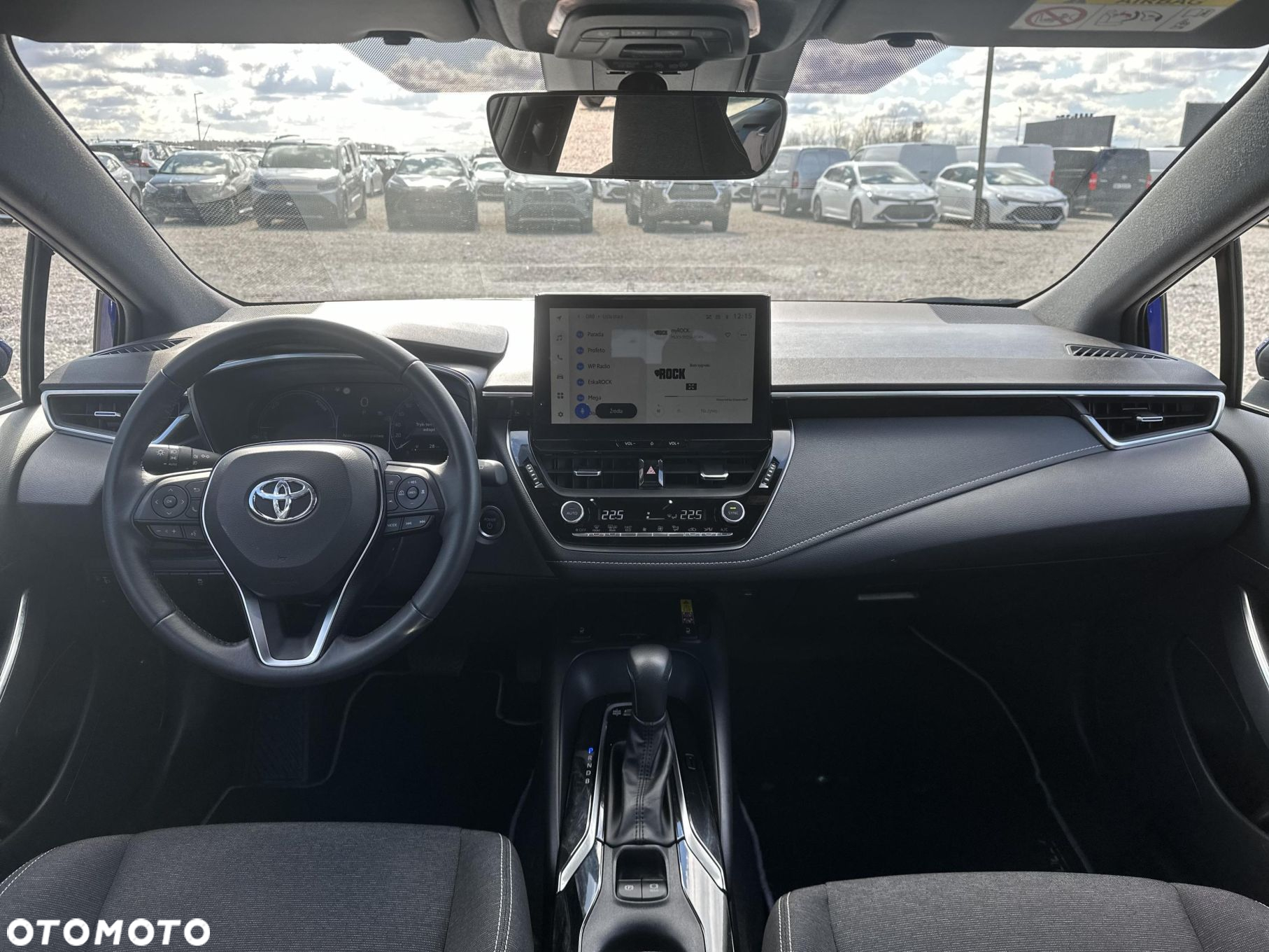 Toyota Corolla - 11