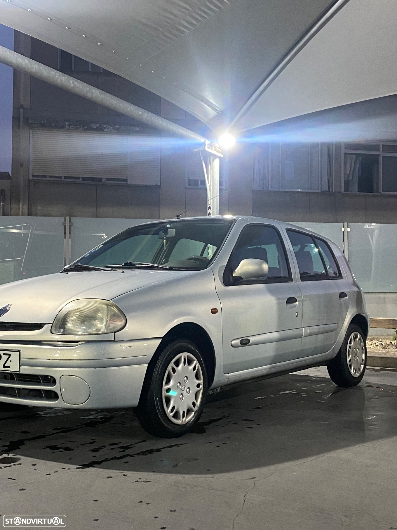 Renault Clio 1.2 RN - 11