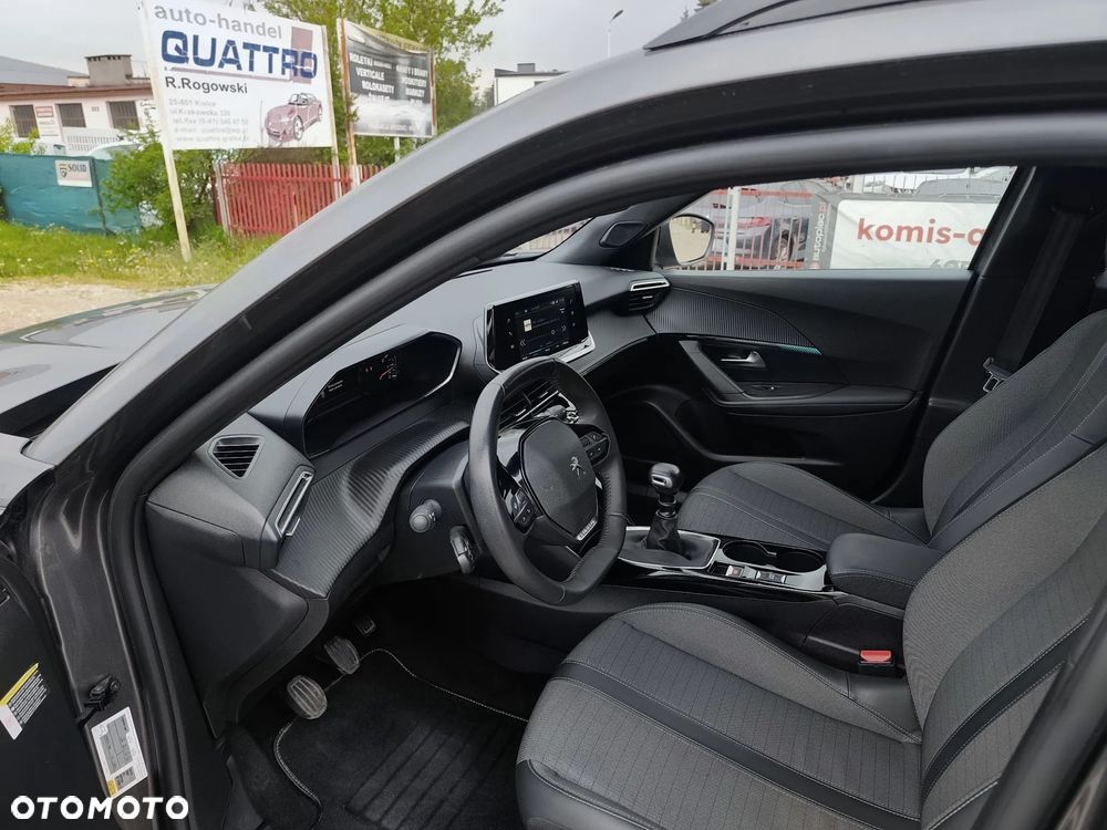 Peugeot 2008 - 8
