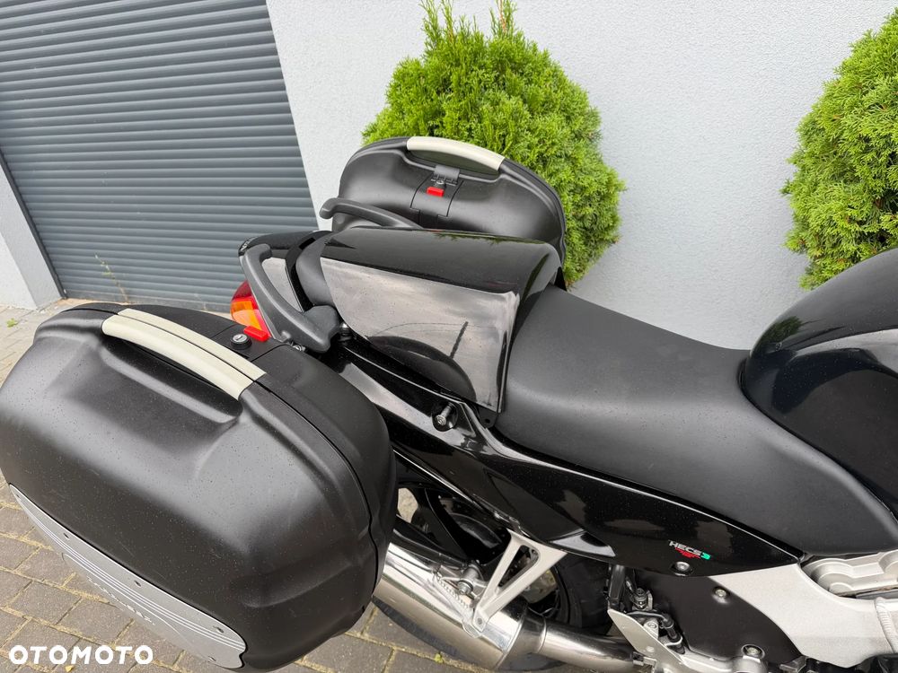 Honda VFR - 10