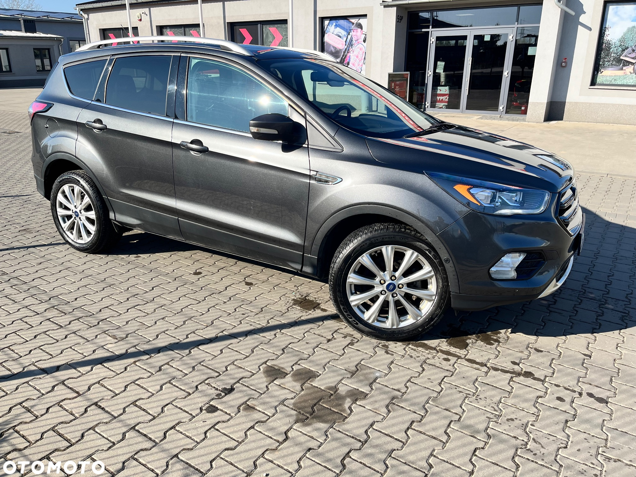 Ford Escape 2.0 EcoBoost AWD Titanium - 6