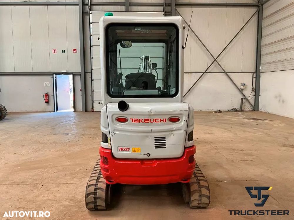 Takeuchi TB 225 | JoyStick | Lama Nivelatoare - 3