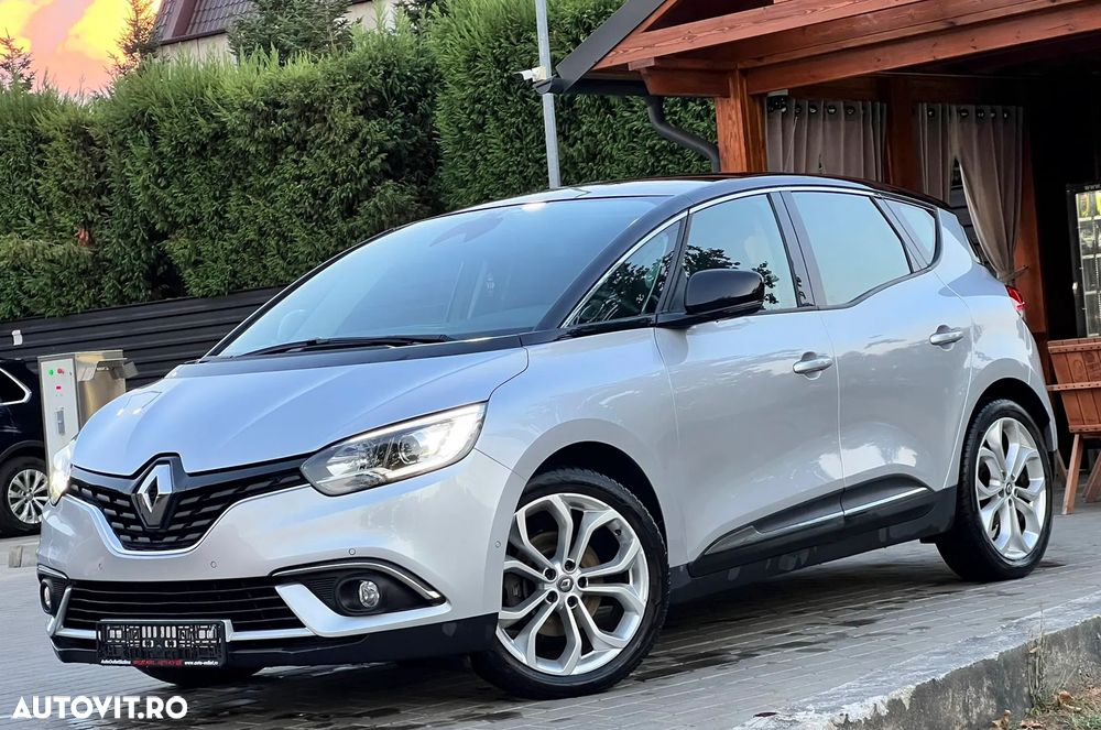Renault Scenic - 1