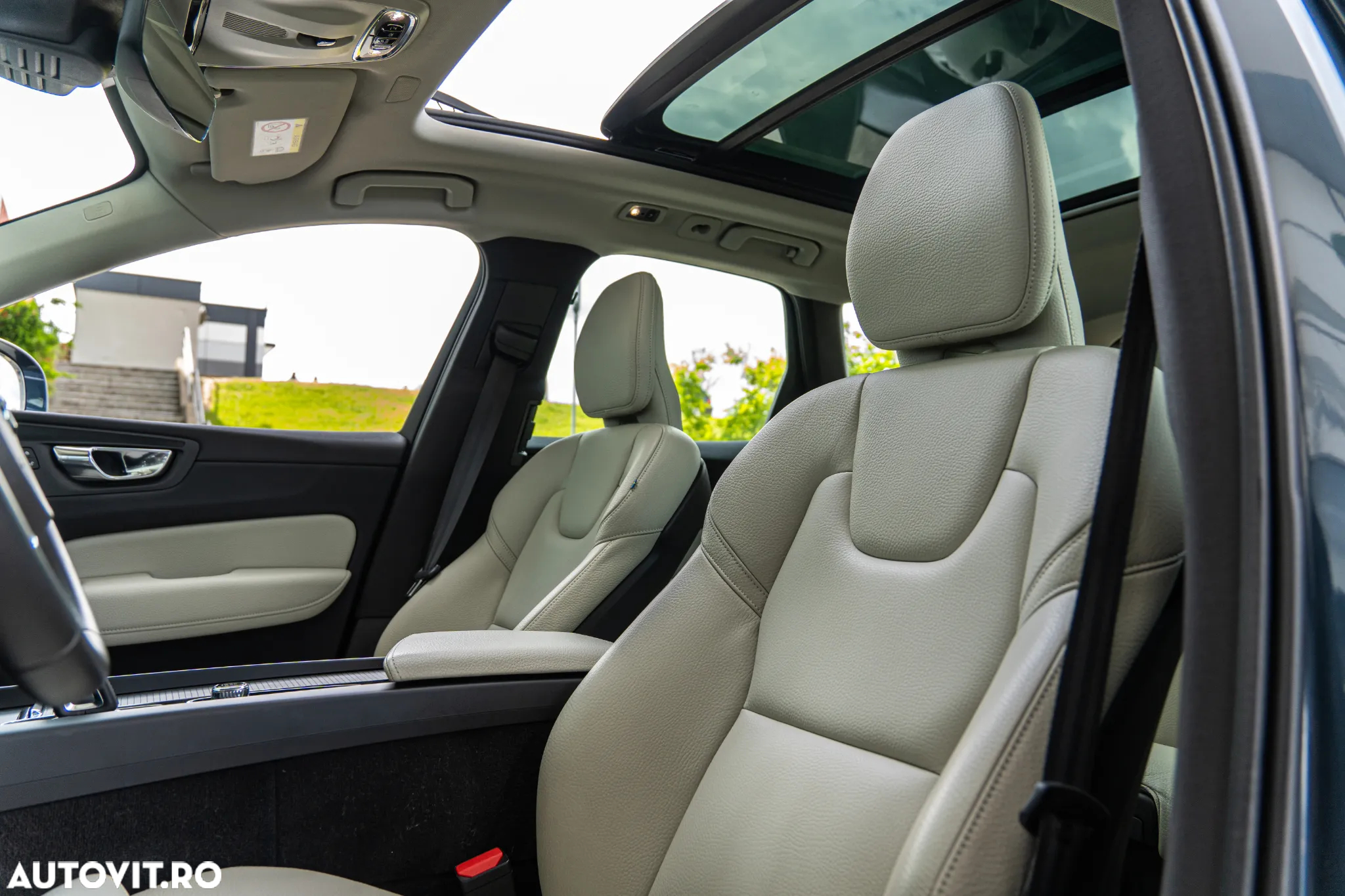 Volvo XC 60 Recharge T8 Twin Engine eAWD Inscription - 15