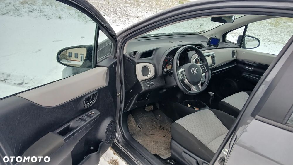 Toyota Yaris 1.33 VVT-i Multidrive S Executive - 9