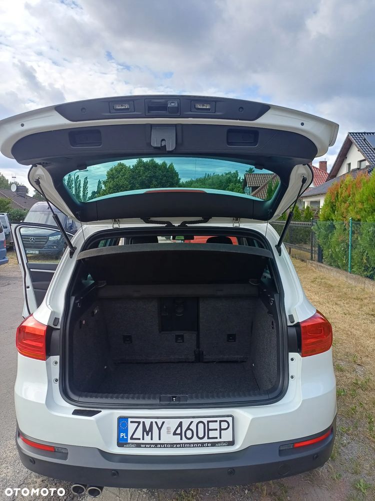 Volkswagen Tiguan 2.0 TDI SCR BlueMotion Technology Lounge Sport & Style - 13